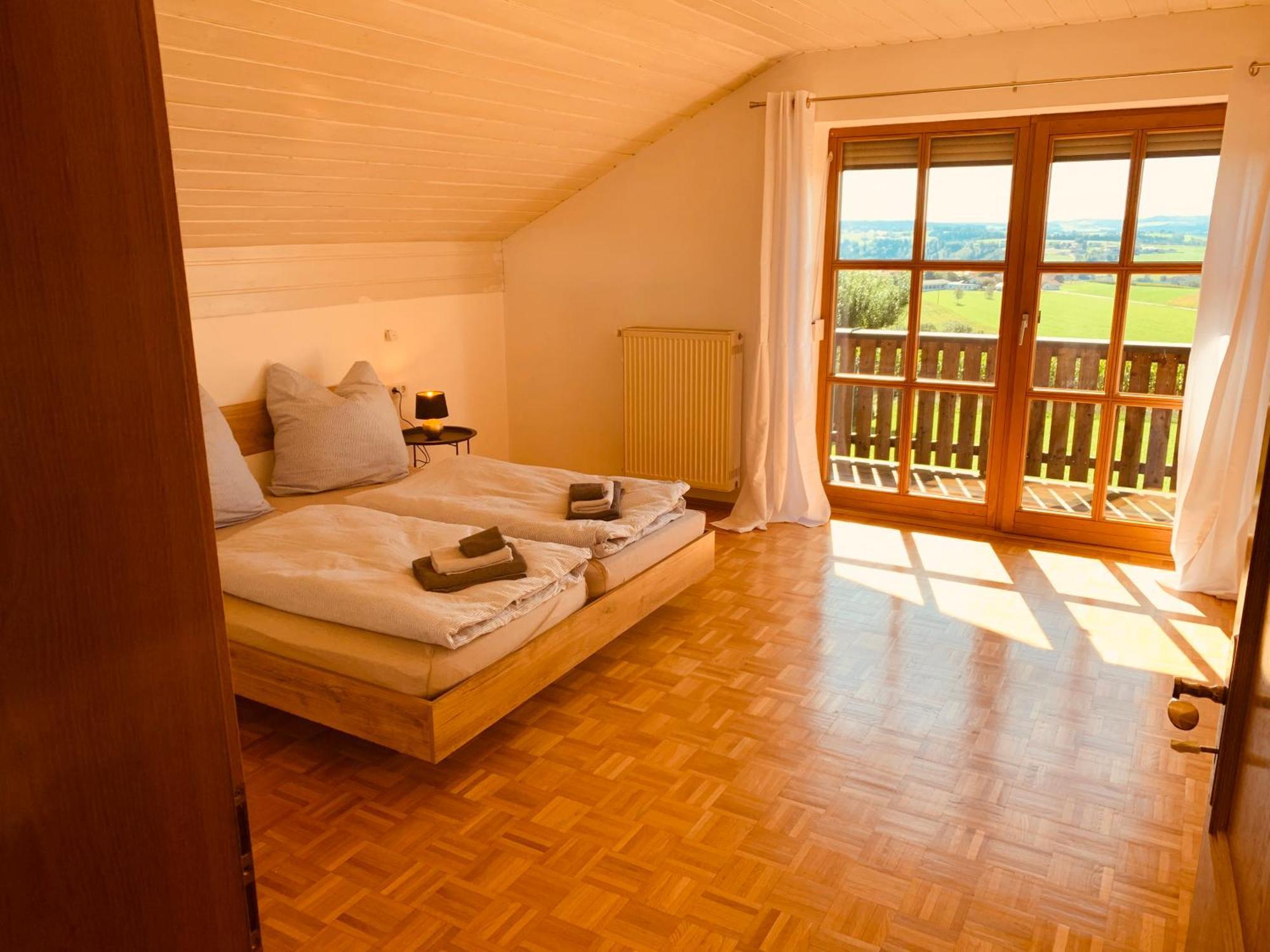 Adlerhorst, 4 Schlafzimmer, Blick In Die Alpen, Parkplatz Thyrnau المظهر الخارجي الصورة