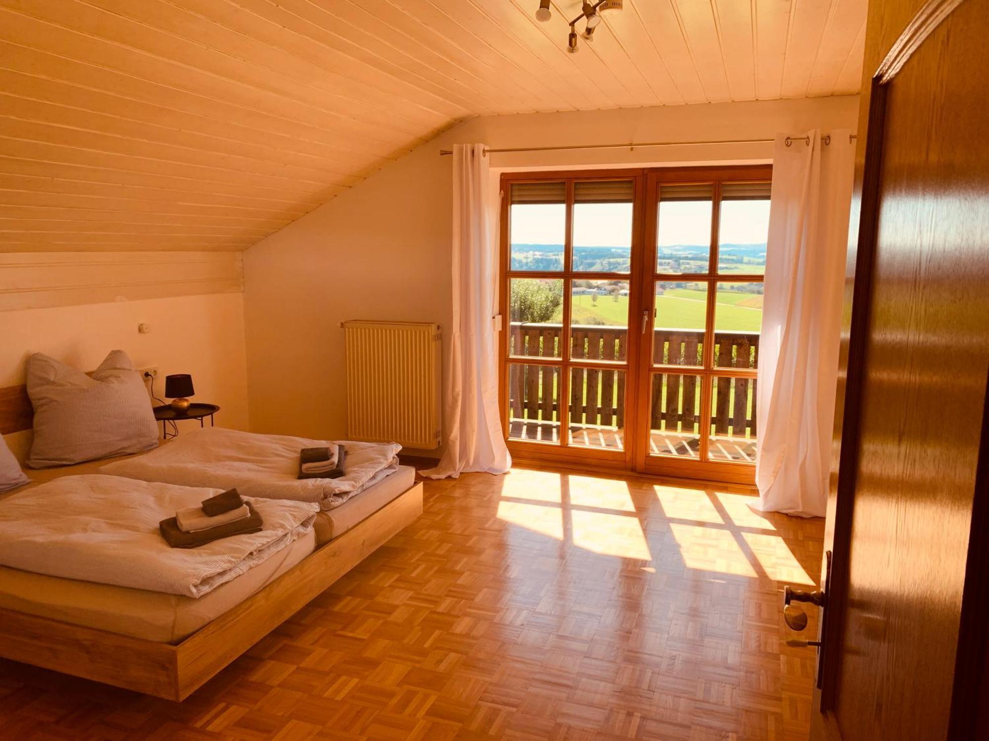 Adlerhorst, 4 Schlafzimmer, Blick In Die Alpen, Parkplatz Thyrnau المظهر الخارجي الصورة