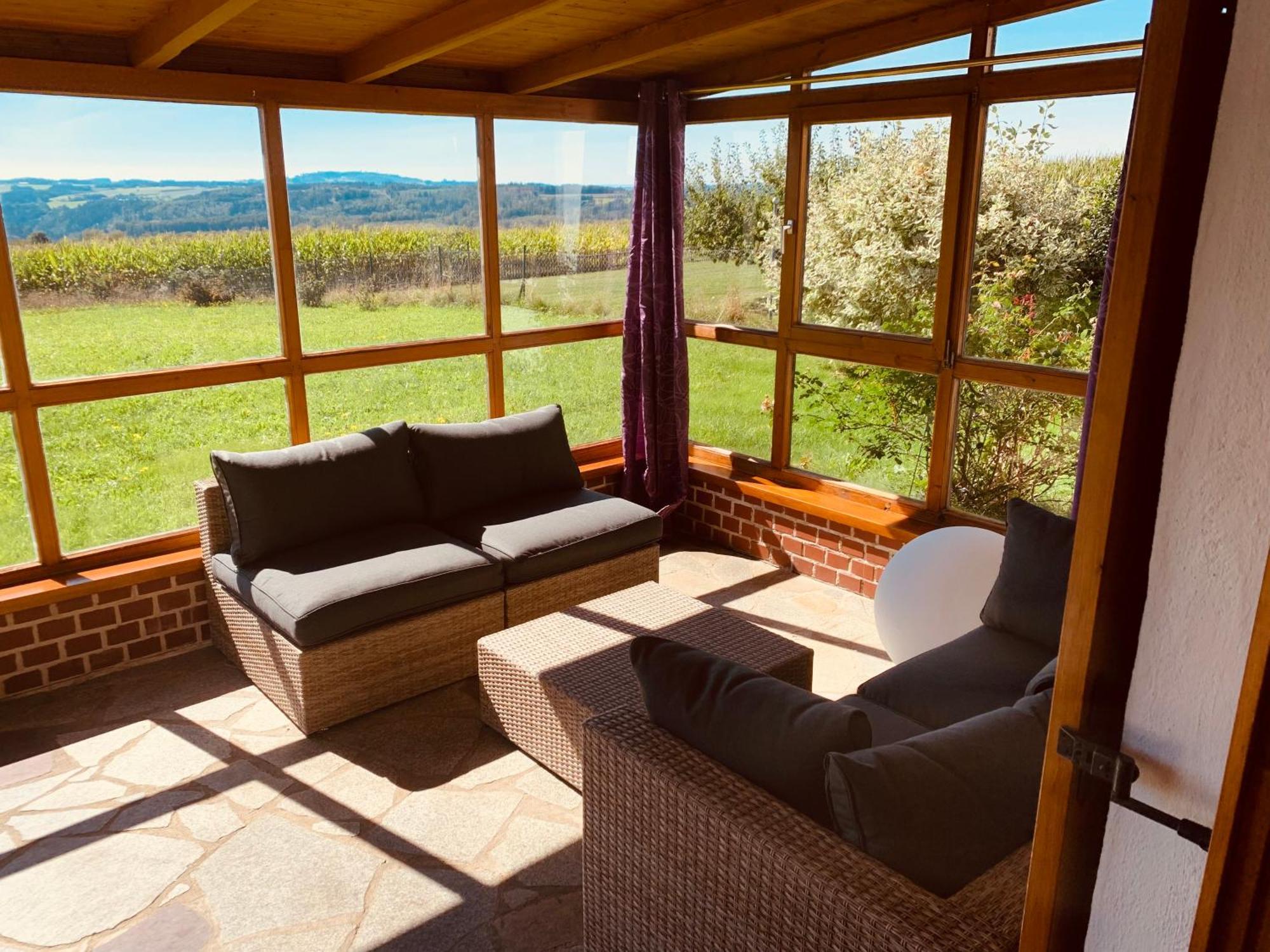 Adlerhorst, 4 Schlafzimmer, Blick In Die Alpen, Parkplatz Thyrnau المظهر الخارجي الصورة